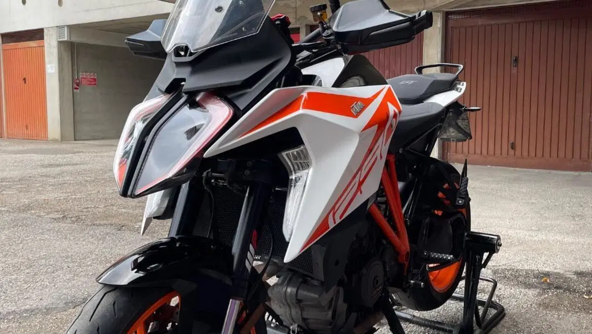 KTM 1290 Super Duke GT (2019 - 20)  (12)