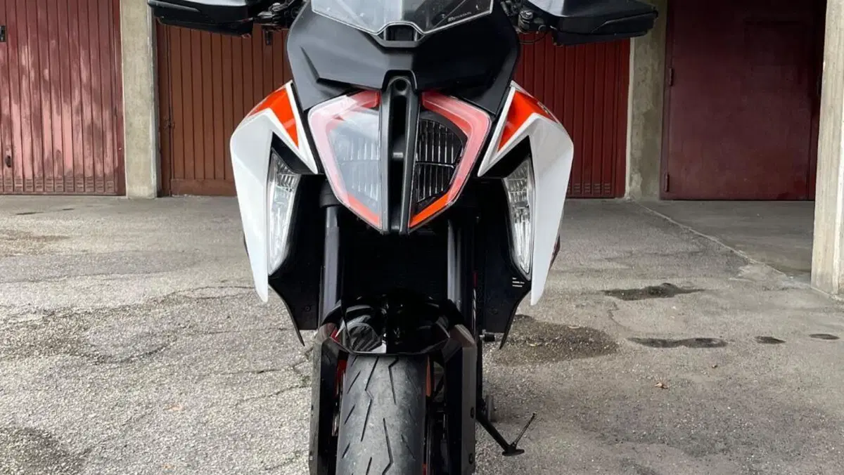KTM 1290 Super Duke GT (2019 - 20)  (13)