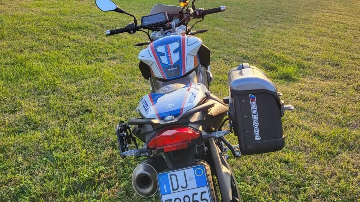 Bmw F 800 R (2009 - 11)  (4)