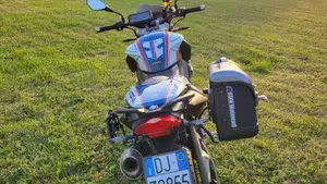 Bmw F 800 R (2009 - 11)  (4)
