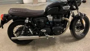 Triumph Bonneville T100 (2021 - 25) 