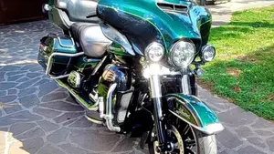 Harley-Davidson 1690 Electra Glide Ultra Limited (2016) - FLHTK  (6)