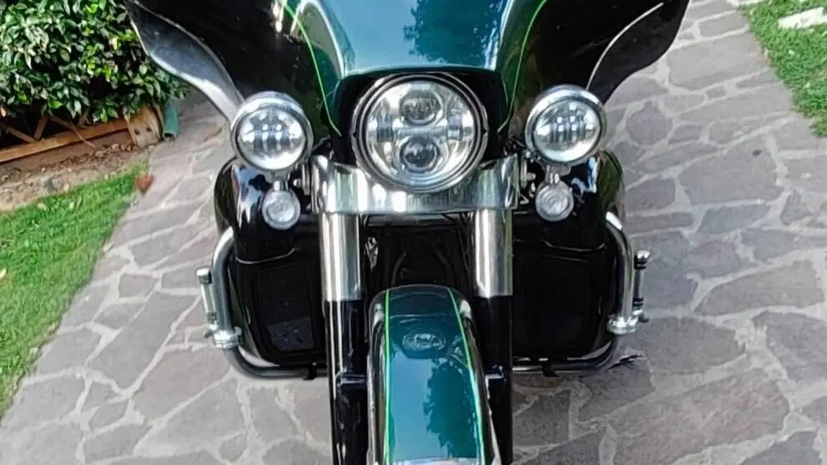 Harley-Davidson 1690 Electra Glide Ultra Limited (2016) - FLHTK  (15)