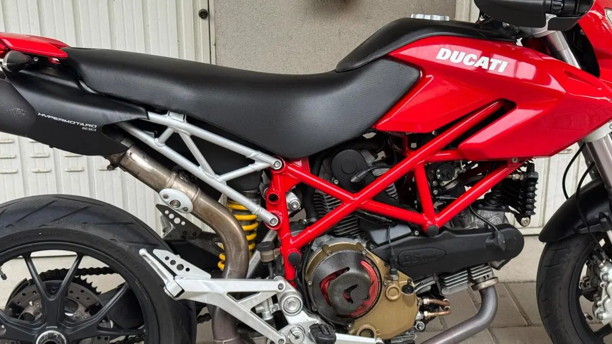 Ducati Hypermotard 1100 (2007 - 09)  (2)