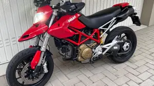 Ducati Hypermotard 1100 (2007 - 09)  (3)