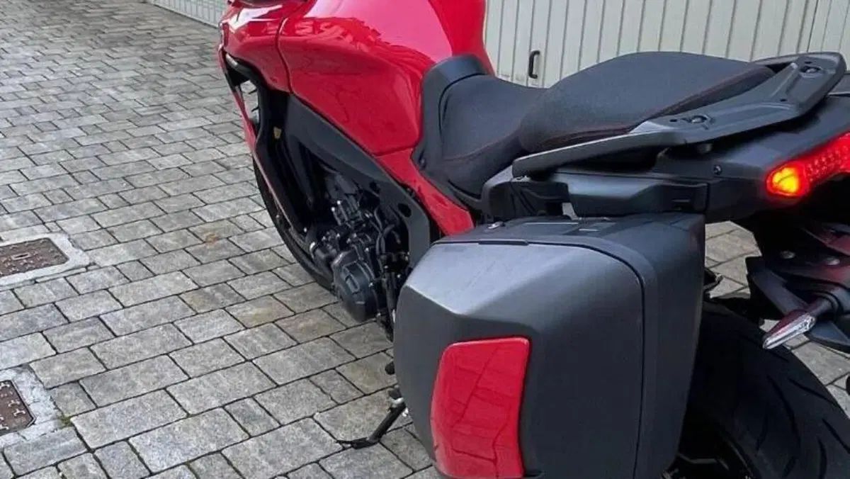 Yamaha Tracer 9 GT (2021 - 24)  (3)