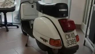 Piaggio Px 125 Arcobaleno epoca