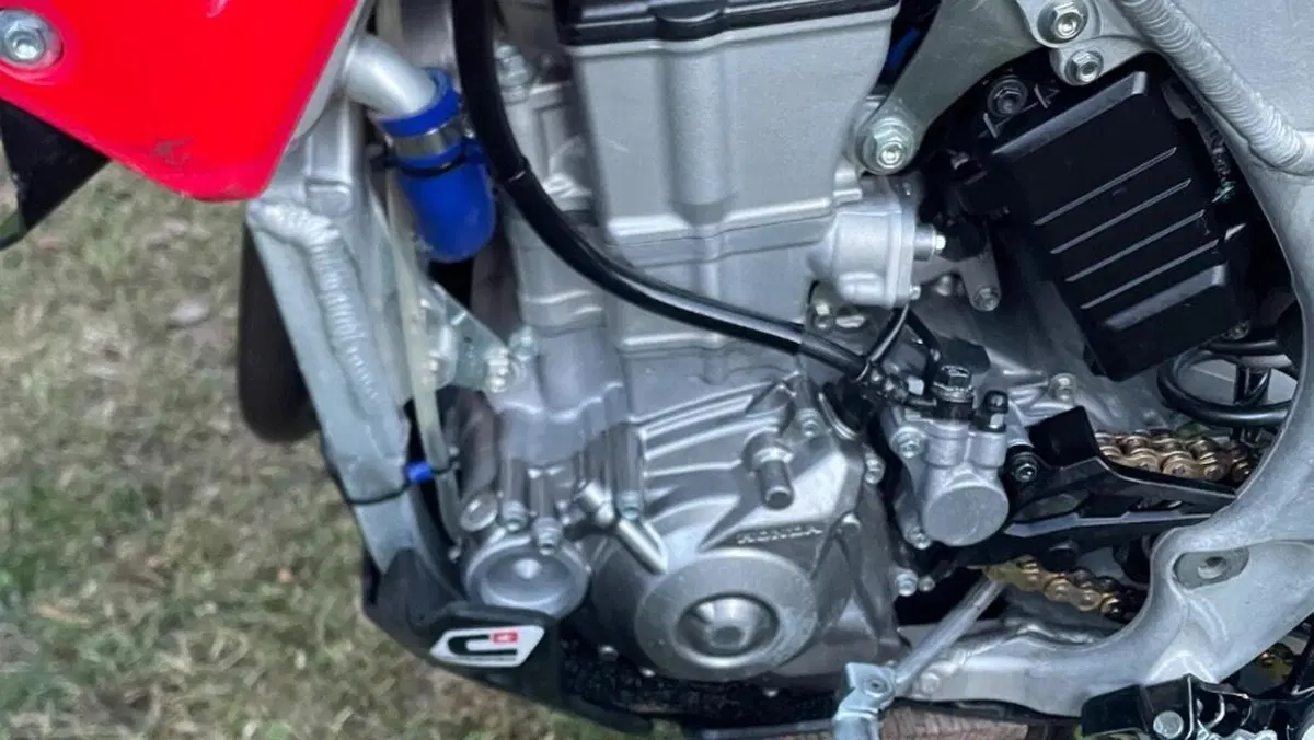 Honda CRF 450R (2026)  (3)