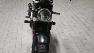 Husqvarna Svartpilen 401 (2021 - 23)