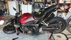 Honda CB 650 R (2024 - 25)  (2)