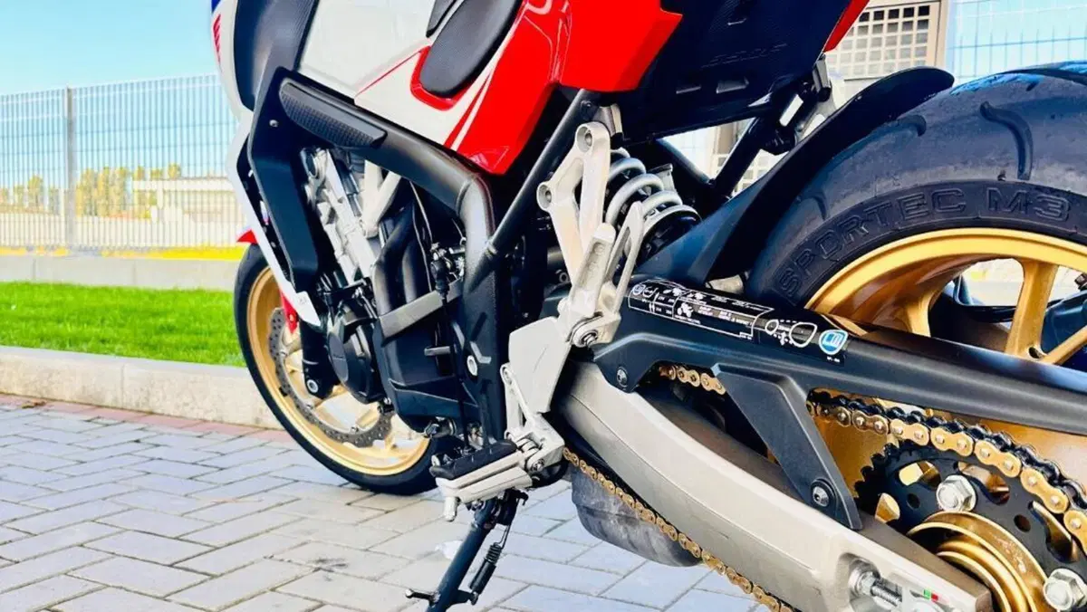 Honda CB 650 F ABS (2014 - 17)  (6)