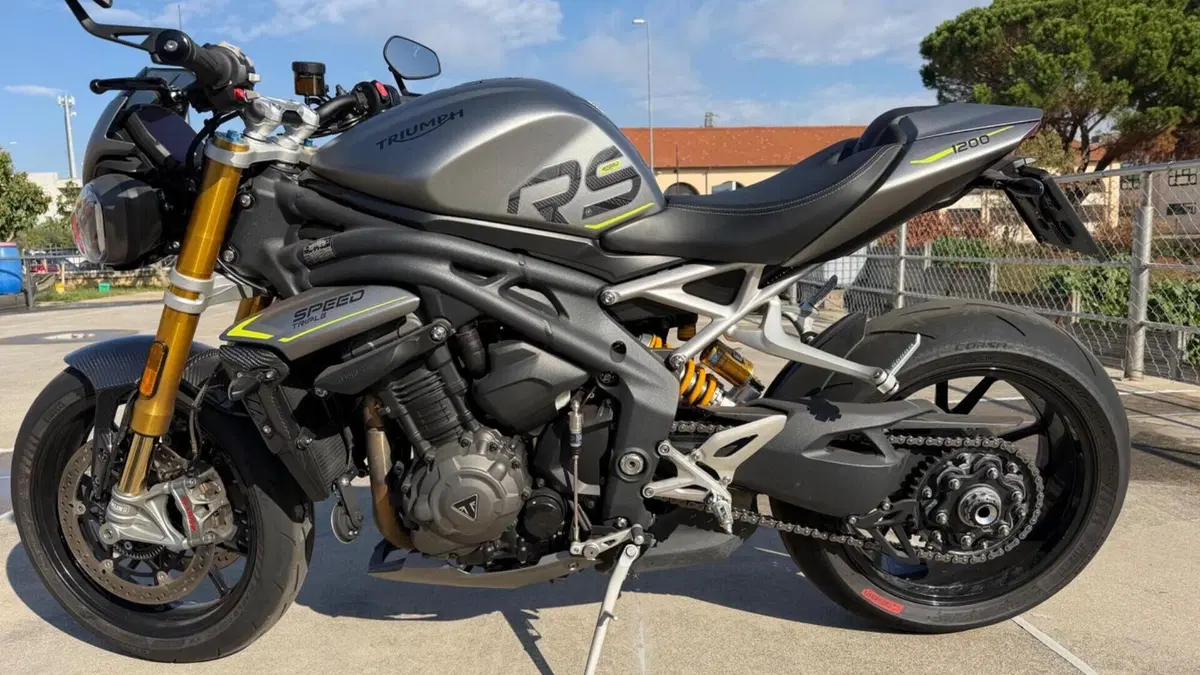 Triumph Speed Triple 1200 RS (2021 - 24)  (4)