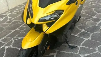 Yamaha T-Max 560 (2022 - 24) usata