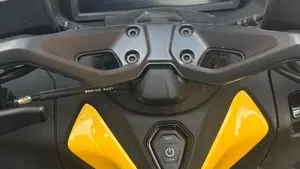 Yamaha T-Max 560 (2022 - 24)  (4)