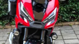 Honda X-ADV 750 DCT Adventure (2021 - 24)  (2)