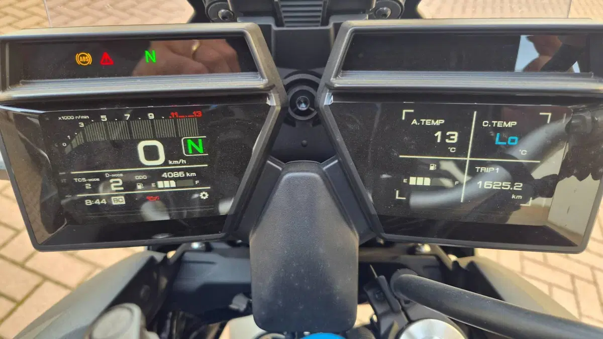 Yamaha Tracer 9 (2021 - 24)  (2)