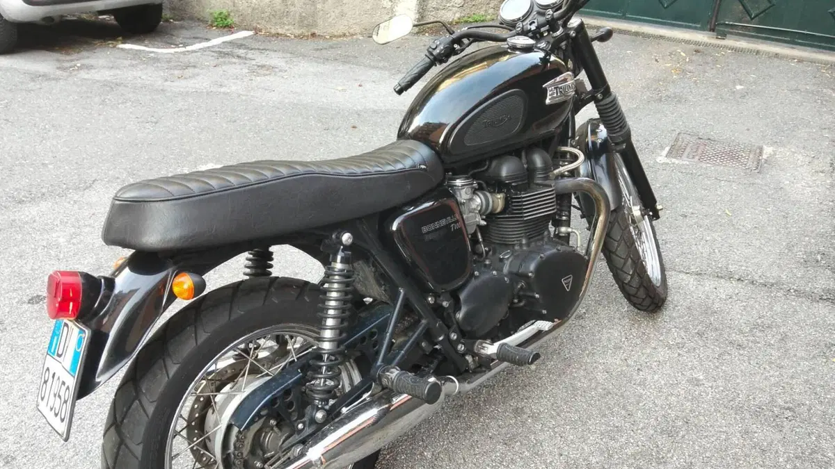 Triumph Bonneville T100 (2008 - 16) 