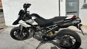 Ducati Hypermotard 796 (2012)  (2)