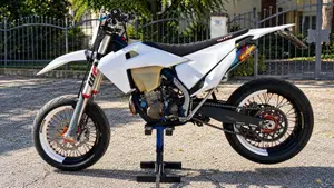 Husqvarna FE 450 (2020)  (3)