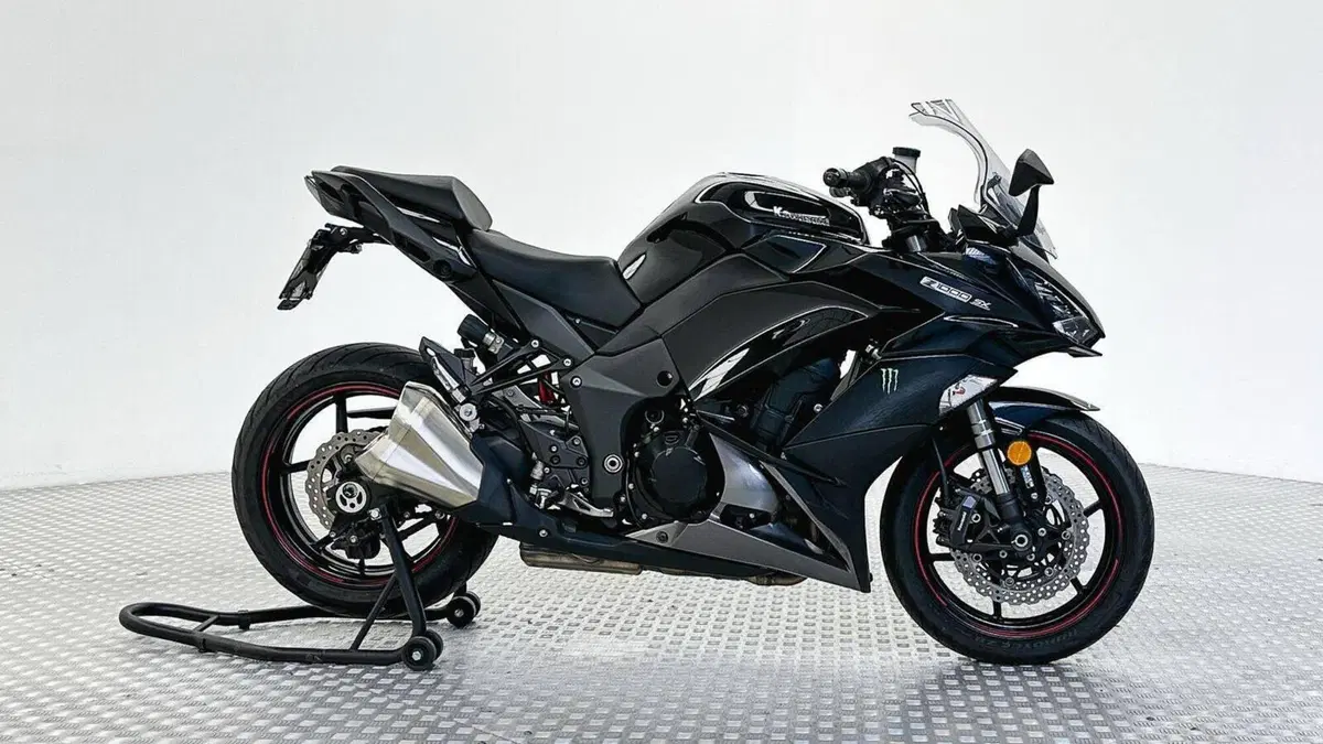 Kawasaki Z 1000 SX (2017 - 20)  (2)
