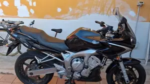 Yamaha FZ6 Fazer (2004 - 07) 