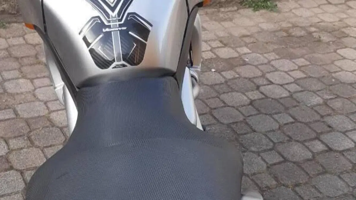 Kawasaki Versys 650 (2006 - 09)  (3)