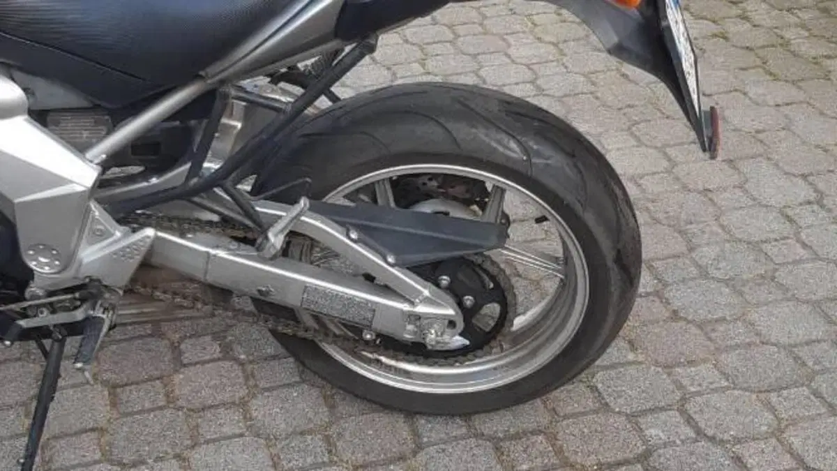 Kawasaki Versys 650 (2006 - 09)  (6)