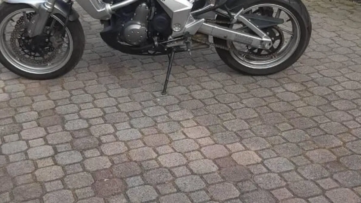 Kawasaki Versys 650 (2006 - 09)  (7)