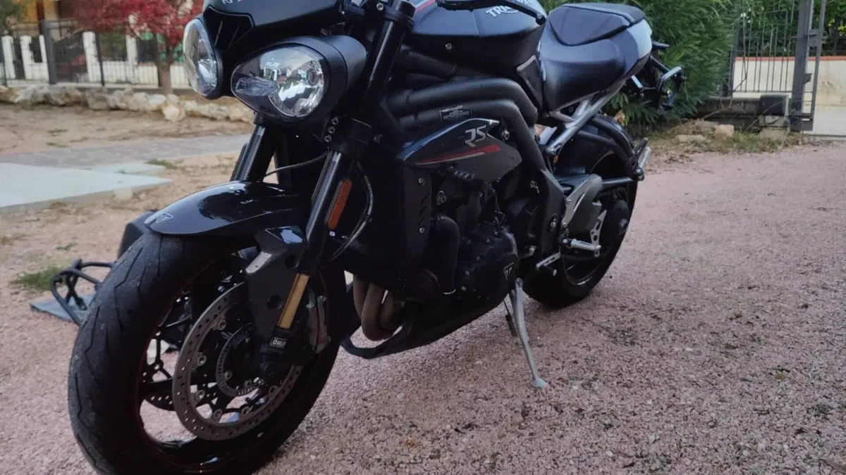 Triumph Speed Triple 1050 RS (2018 - 20)  (5)