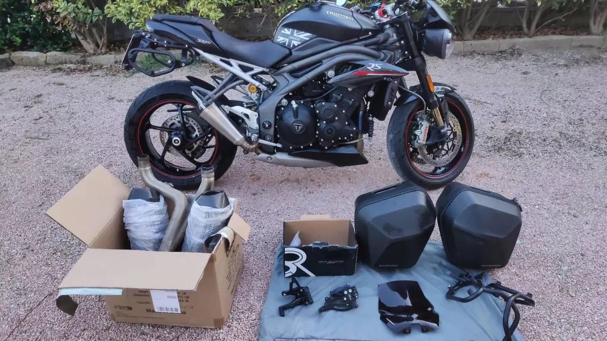 Triumph Speed Triple 1050 RS (2018 - 20) 
