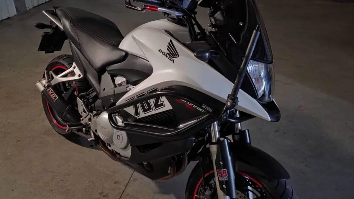 Honda Crossrunner ABS (2010 - 14)  (3)