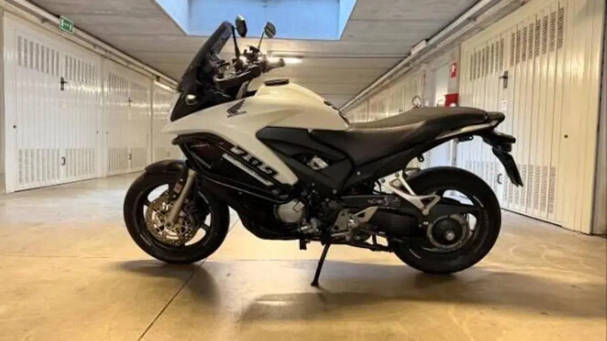 Honda Crossrunner ABS (2010 - 14)  (6)
