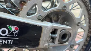 Kawasaki KX250F (2019)  (5)