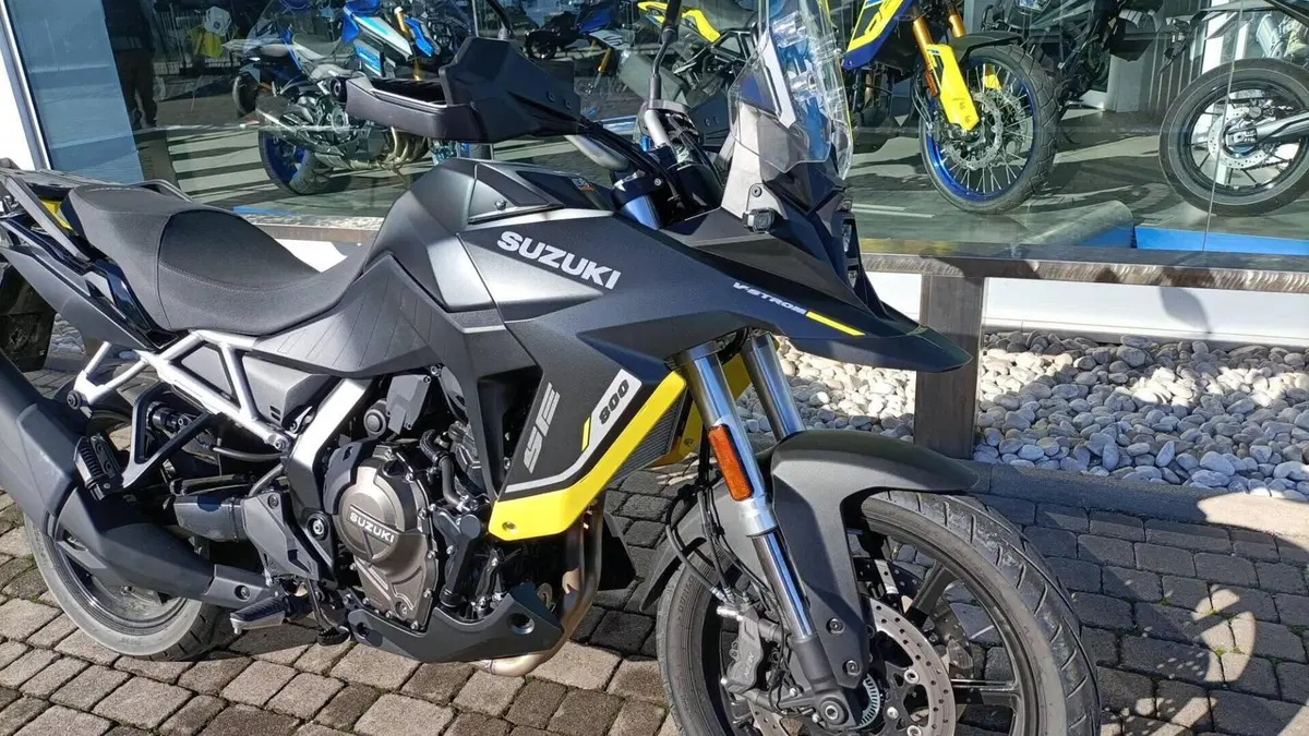 Suzuki V-Strom 800SE (2025 - 26)  (2)