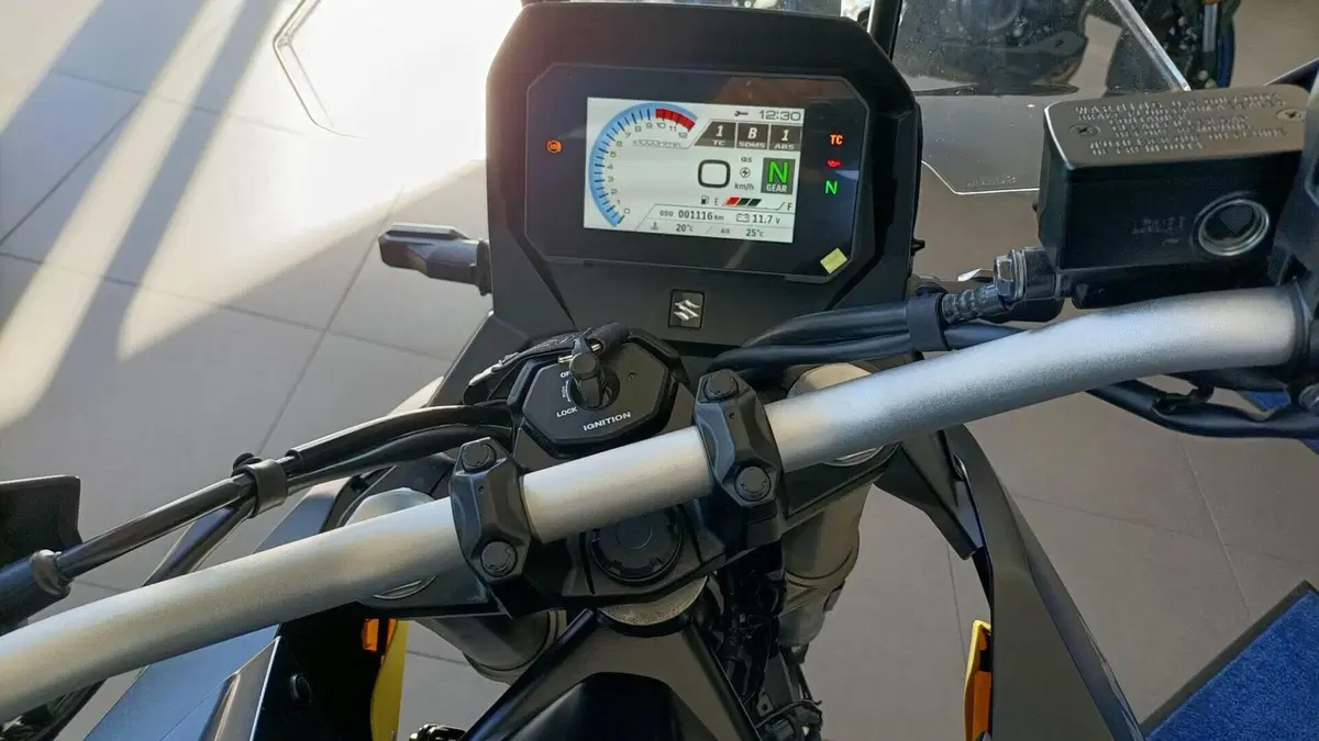 Suzuki V-Strom 800SE (2025 - 26)  (6)