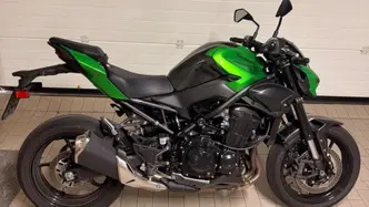 Kawasaki Z 900 (2025 - 27) usata