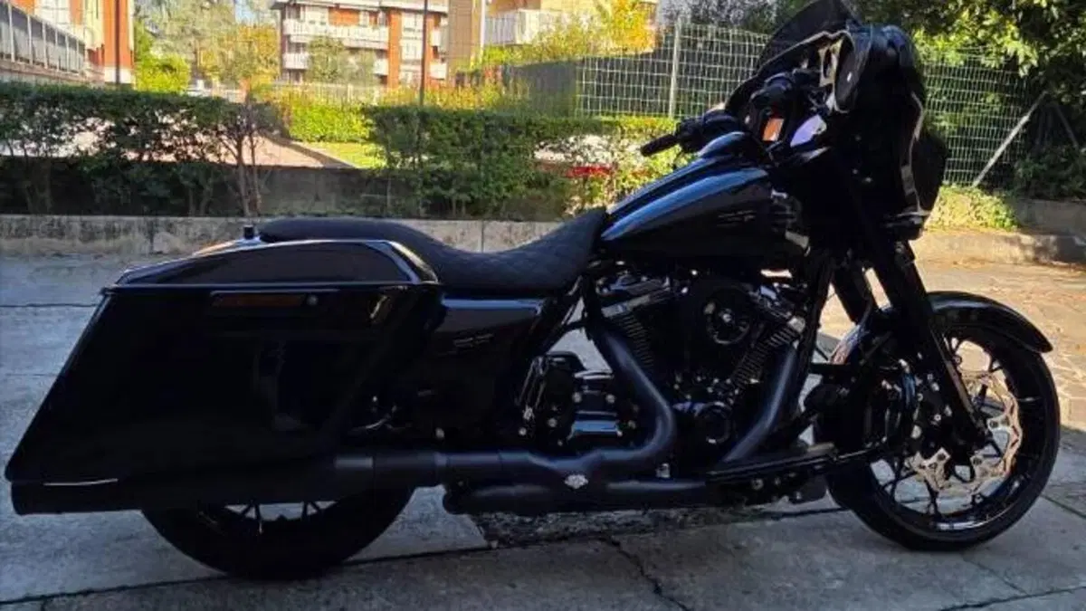 Harley-Davidson 114 Street Glide Special (2019 - 20) - FLHXS  (3)