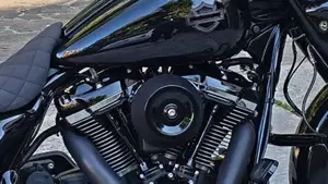 Harley-Davidson 114 Street Glide Special (2019 - 20) - FLHXS  (9)