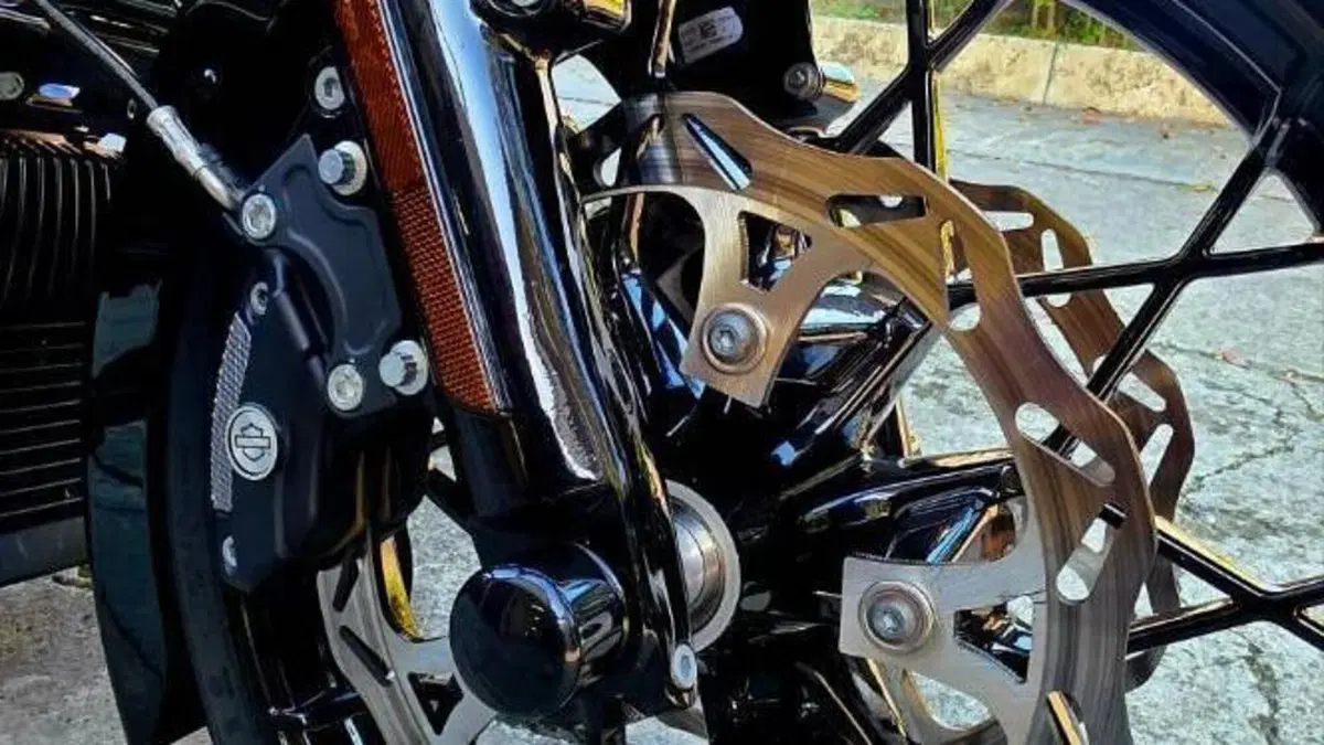 Harley-Davidson 114 Street Glide Special (2019 - 20) - FLHXS  (12)