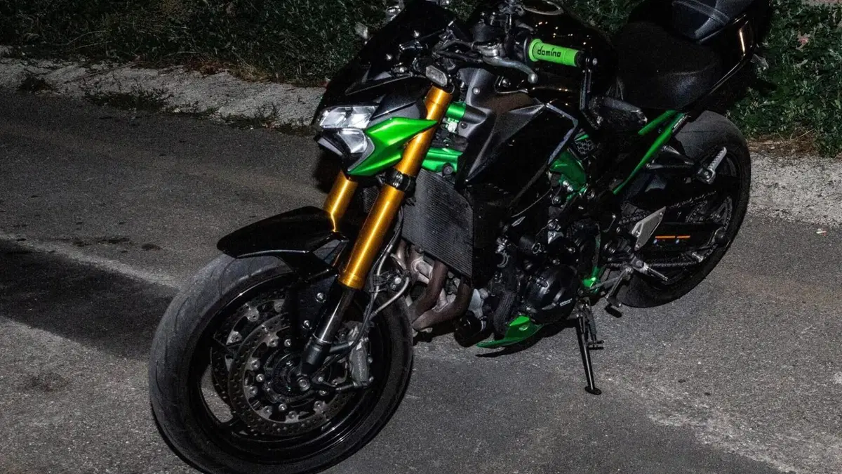 Kawasaki Z 900 SE (2022 - 24)  (4)