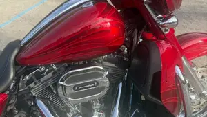 Harley-Davidson 110 Street Glide (2016) - FLHXSE  (6)