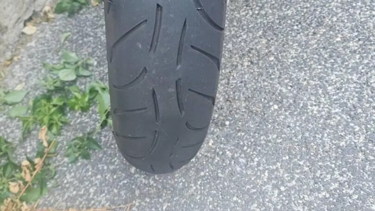 Triumph Speed Triple 1050 (2011 - 13)  (5)