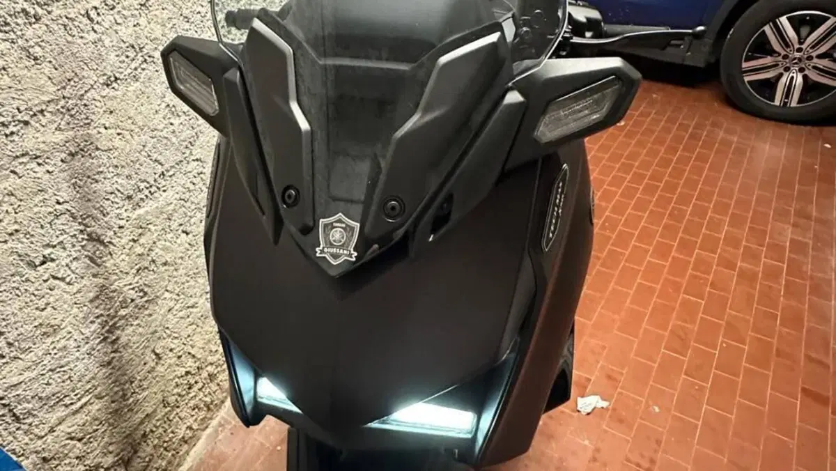 Yamaha X-Max 300 Tech Max (2021 - 24)  (7)