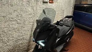 Yamaha X-Max 300 Tech Max (2021 - 24)  (8)