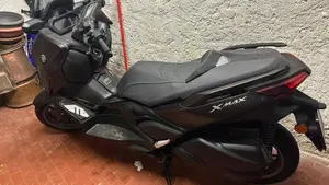Yamaha X-Max 300 Tech Max (2021 - 24) 