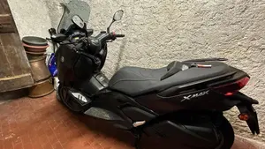 Yamaha X-Max 300 Tech Max (2021 - 24)  (9)