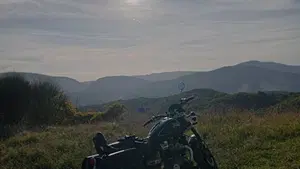 Royal Enfield Super Meteor 650 (2023 - 26)  (7)