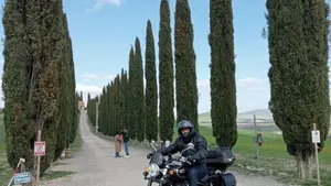 Royal Enfield Super Meteor 650 (2023 - 26)  (15)
