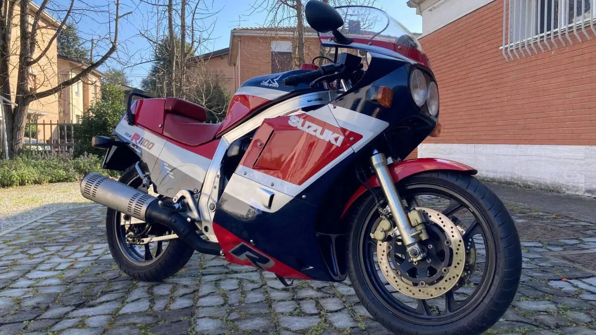 Suzuki  