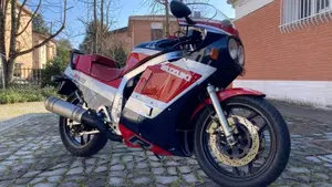 Suzuki  